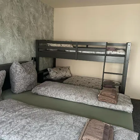 Maki Schwarzwald Europa Park Rulantica Straßburg *